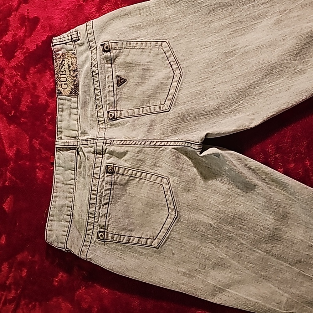 Woman's Guess Jeans, size 32, gray - Picture 10 of 11